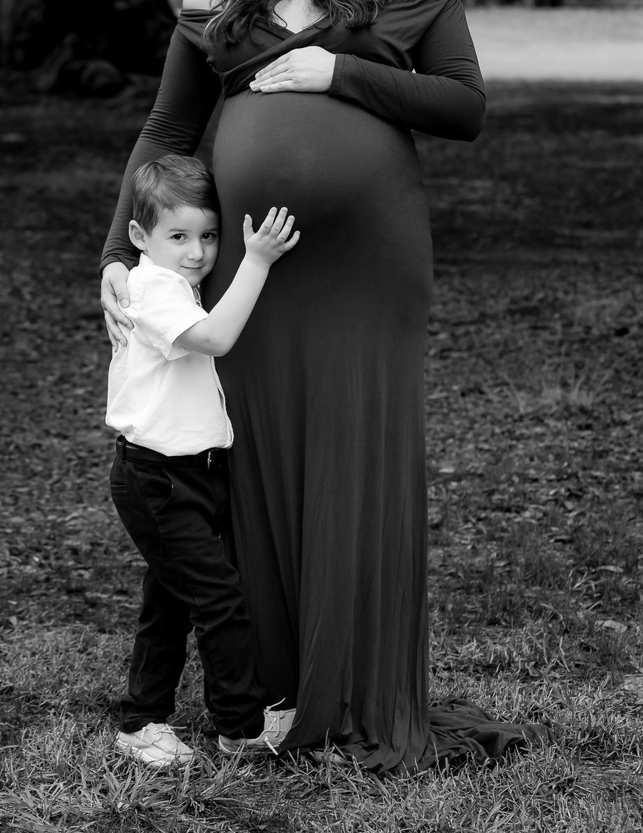 Maternity photography by Desert Rose Prints