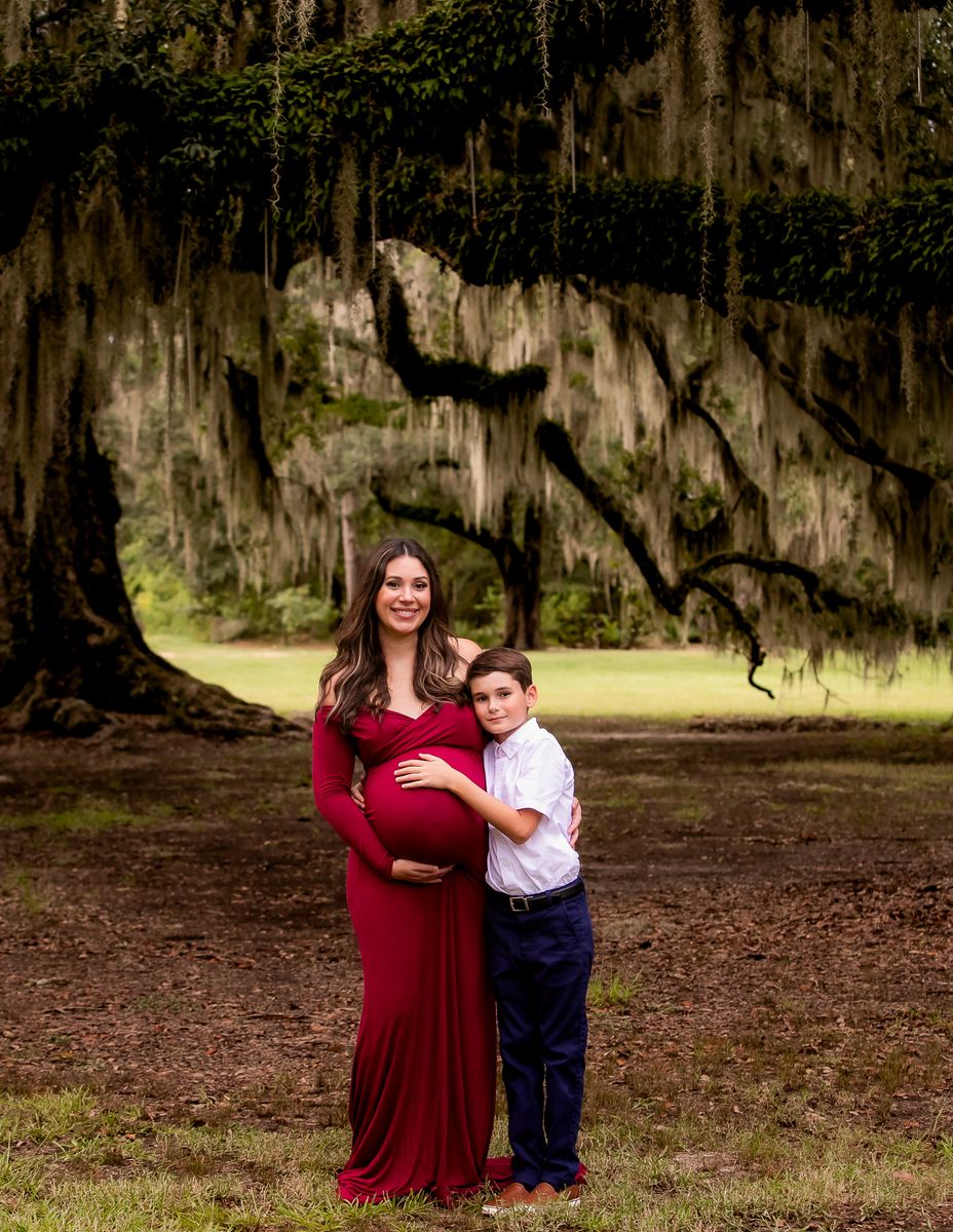 Maternity photography by Desert Rose Prints
